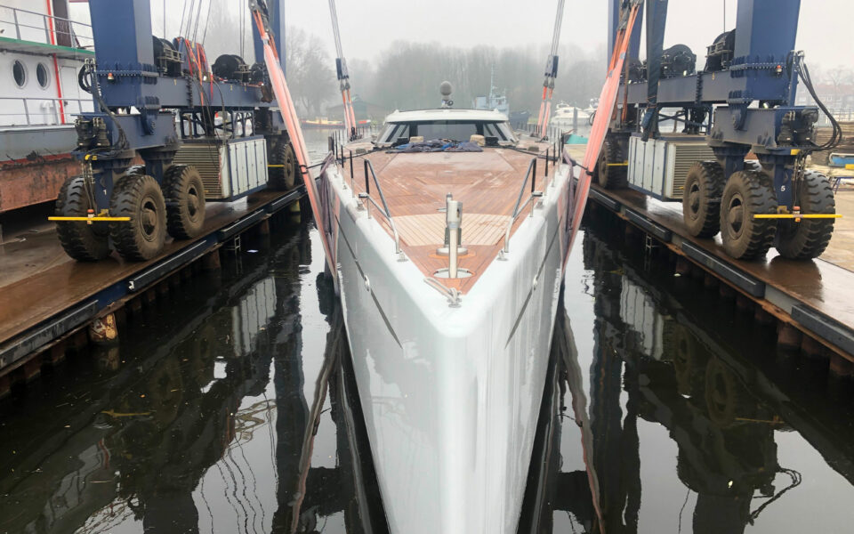 yacht builders in holland